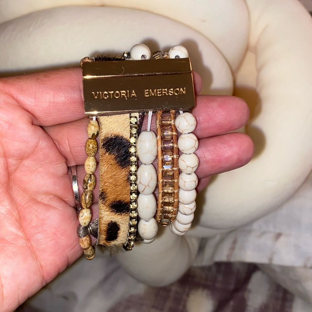 Victoria Emerson Magnetic Closure Bracelet